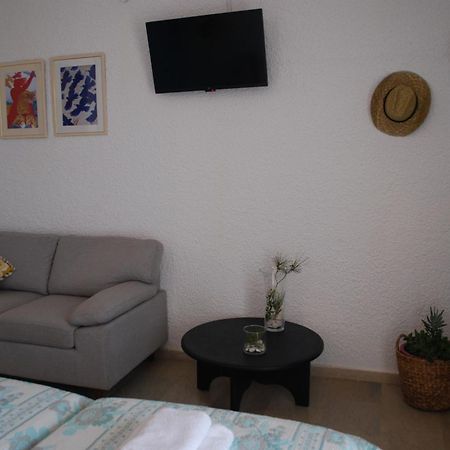 Sunset Rooms Agia Marina  Luaran gambar