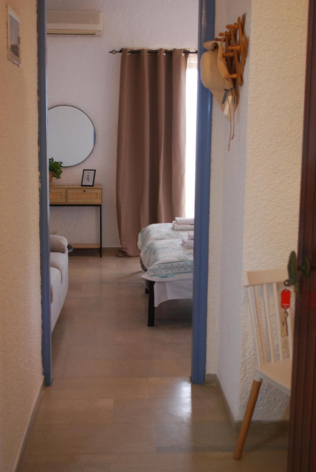 Sunset Rooms Agia Marina  Luaran gambar