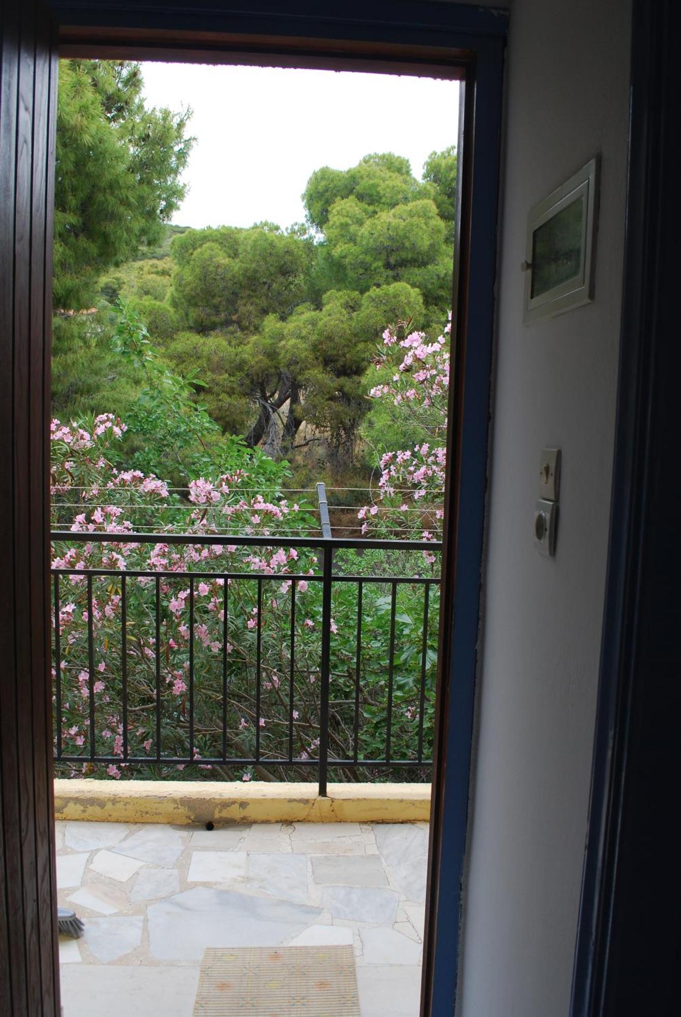 Sunset Rooms Agia Marina  Luaran gambar